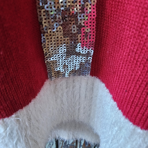 XL Santa Sweater - Picture 5 of 6